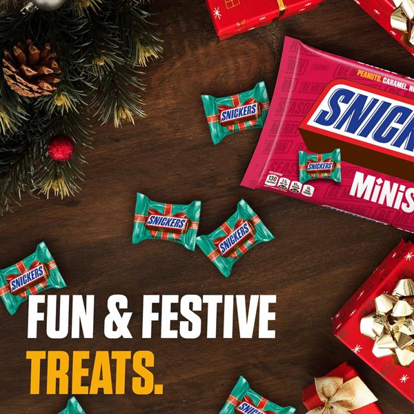 Snickers Christmas Candy Minis Size Chocolate Bars Hy Vee Aisles